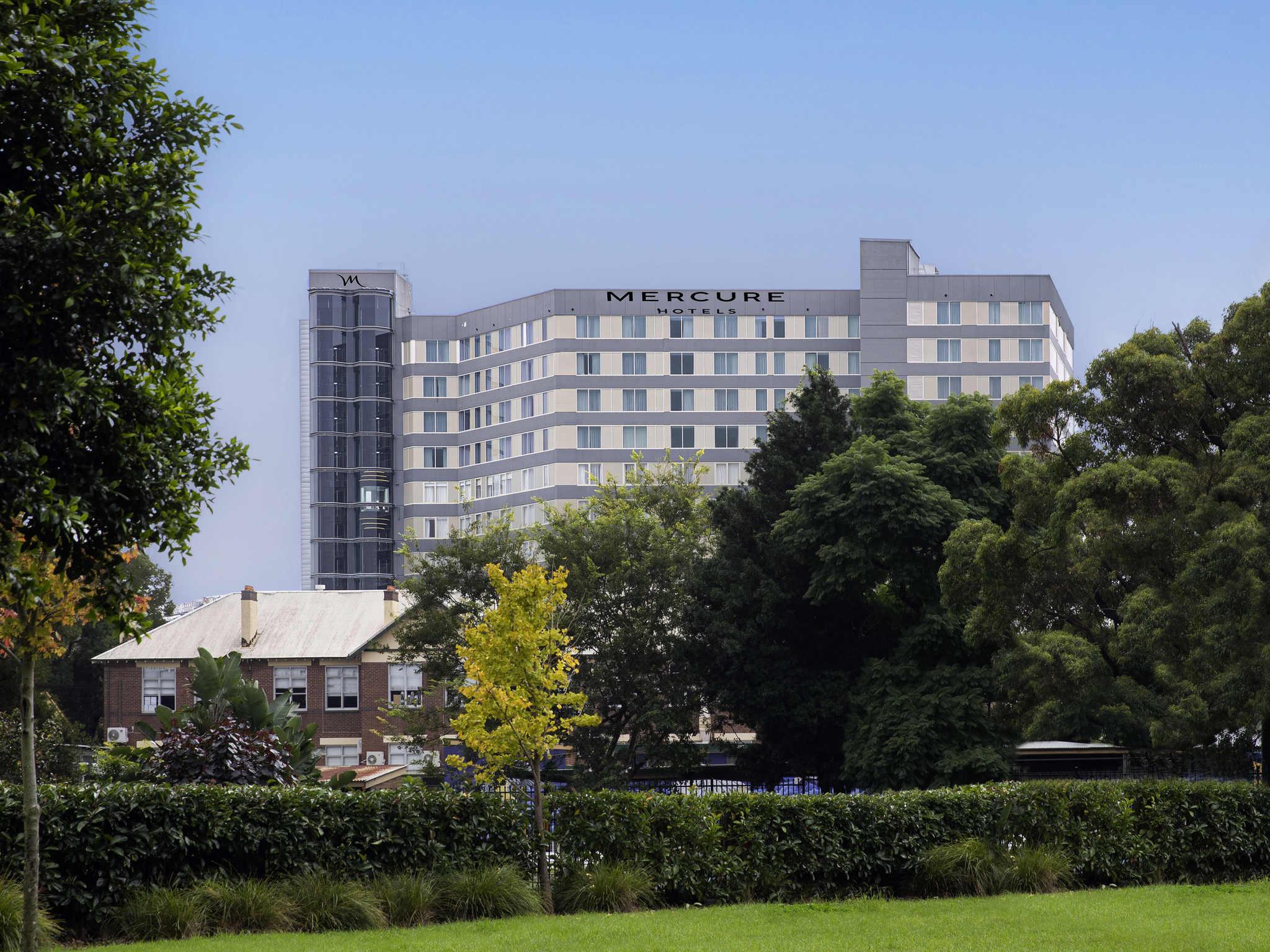 Mercure Sydney Bankstown Exteriör bild