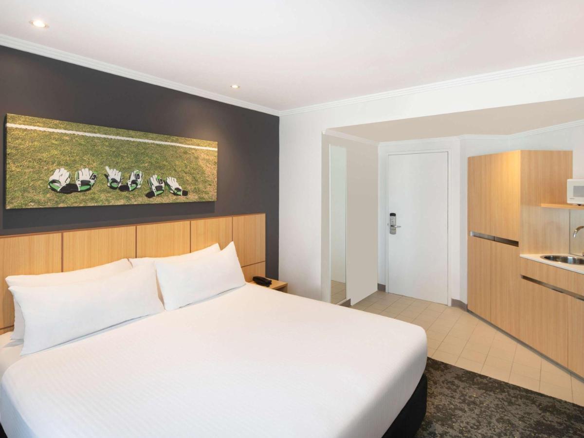 Mercure Sydney Bankstown Exteriör bild