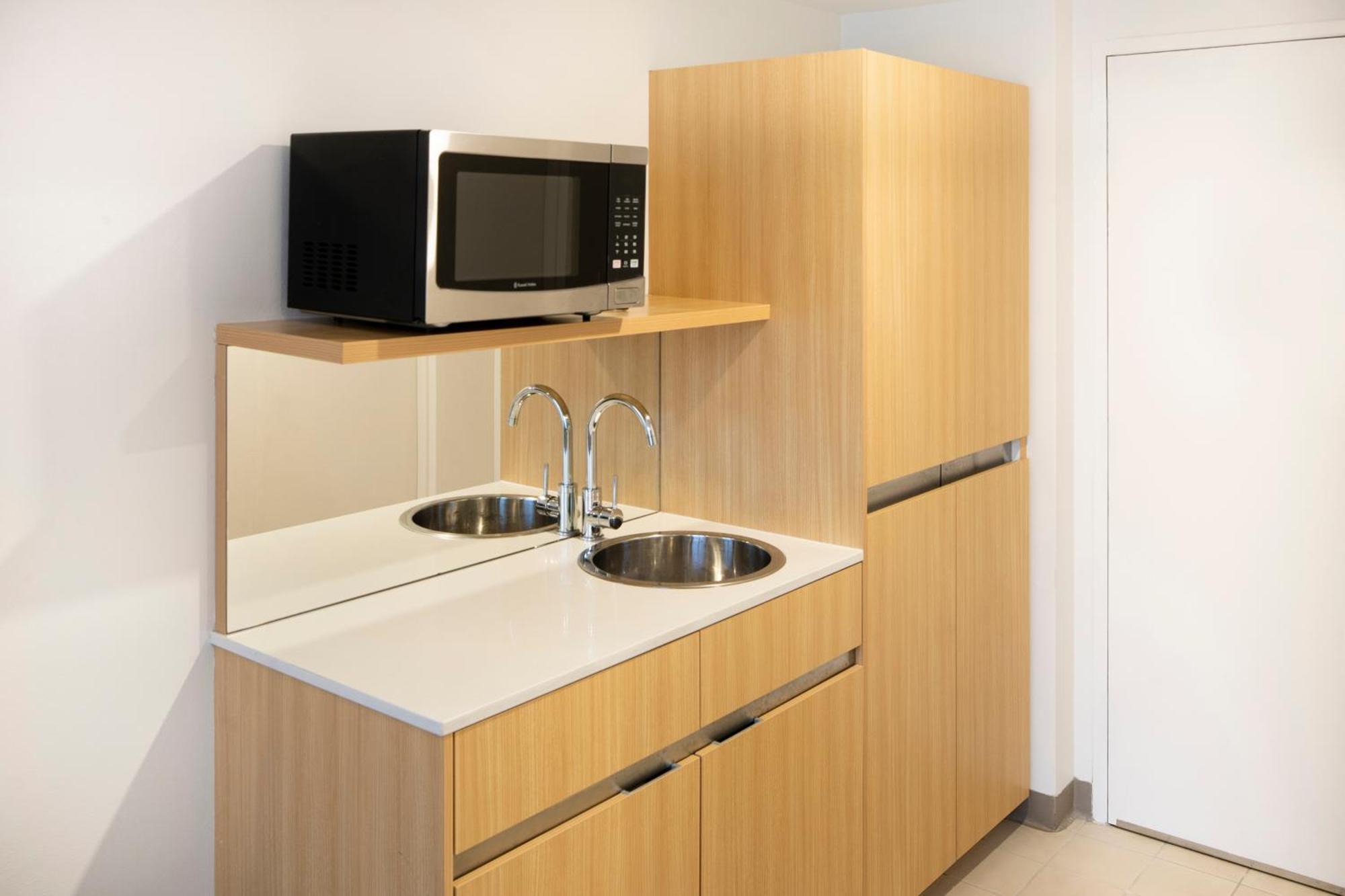 Mercure Sydney Bankstown Exteriör bild