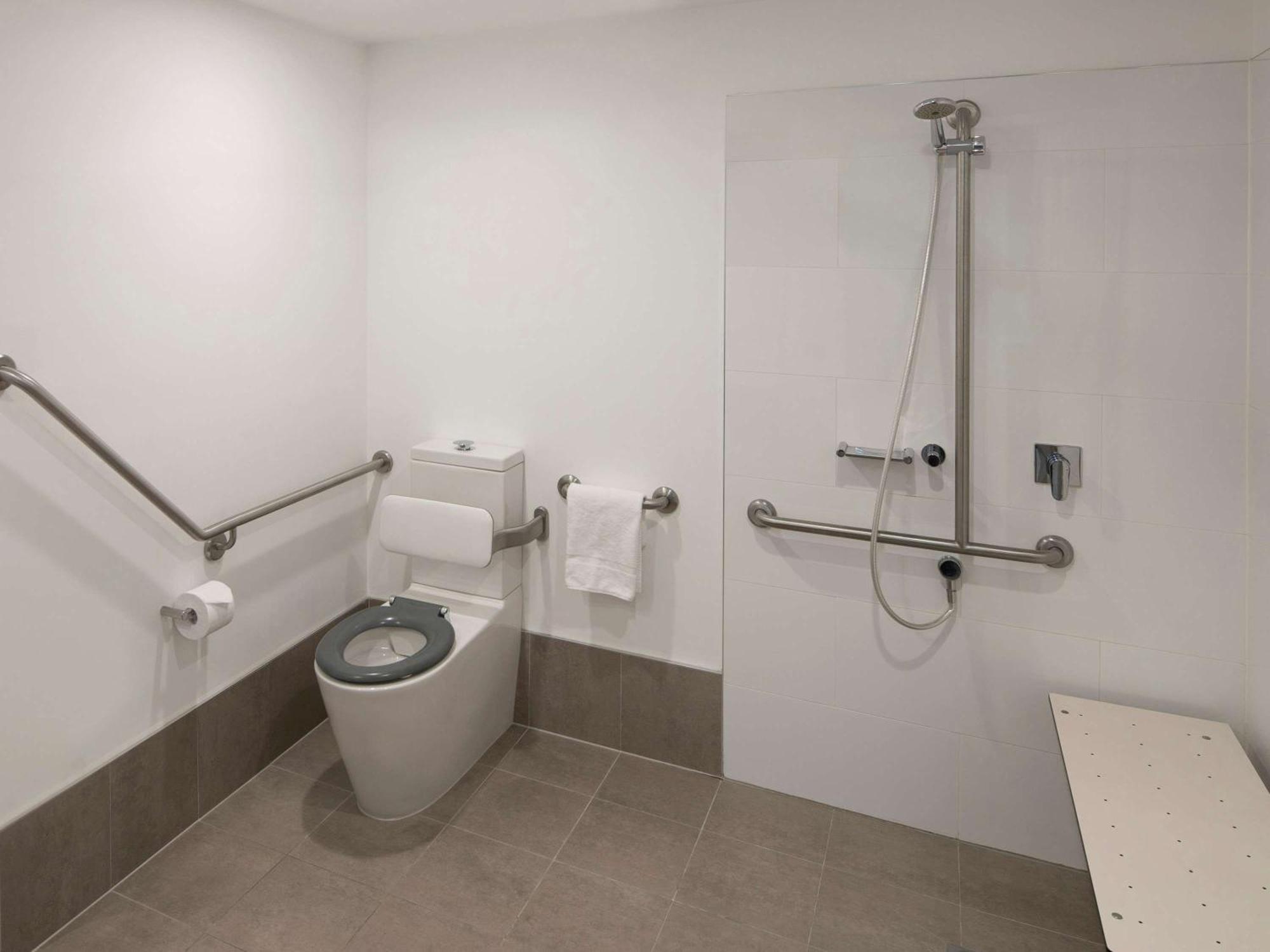 Mercure Sydney Bankstown Exteriör bild