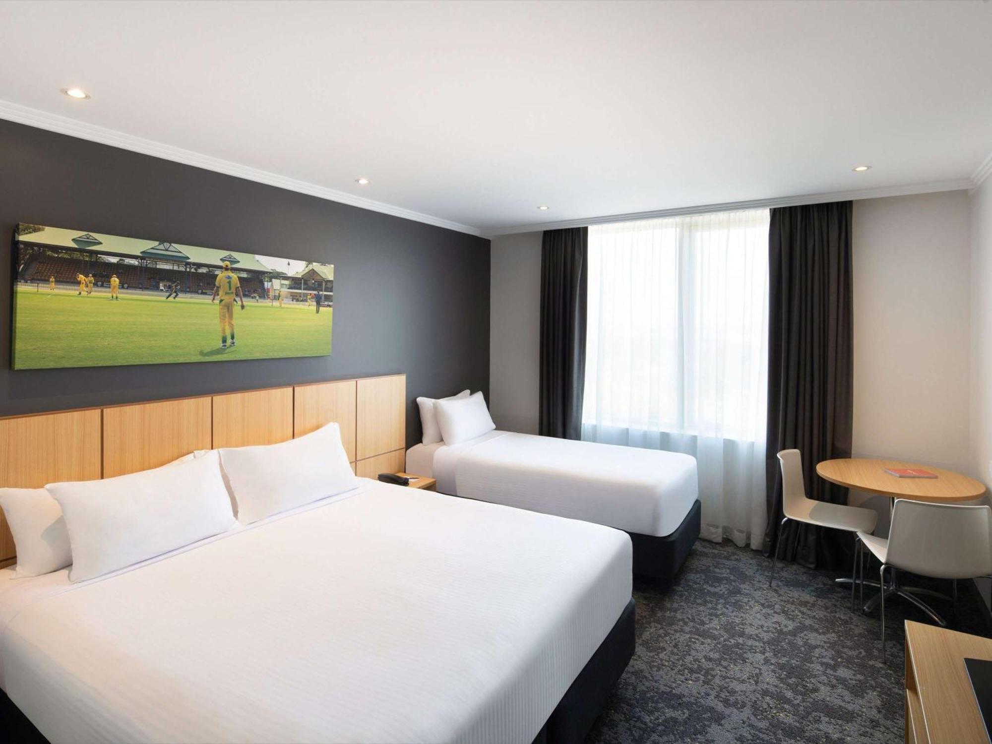 Mercure Sydney Bankstown Exteriör bild