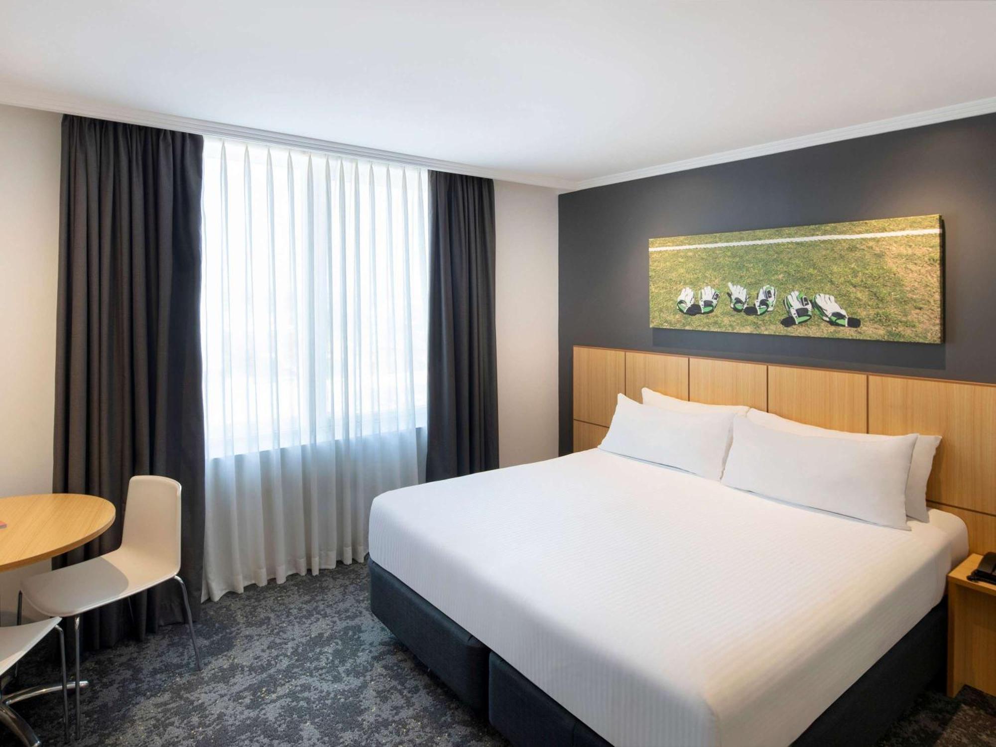 Mercure Sydney Bankstown Exteriör bild