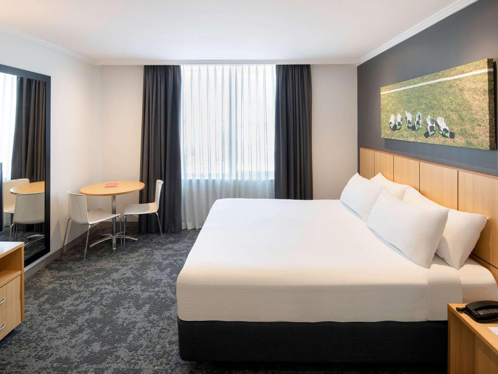 Mercure Sydney Bankstown Exteriör bild